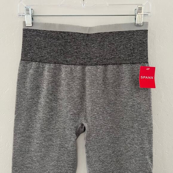 Spanx Seamless Sculpt Leggings Shapewear in Spacedye Cloudy Grey Large NWT - Picture 4 of 13